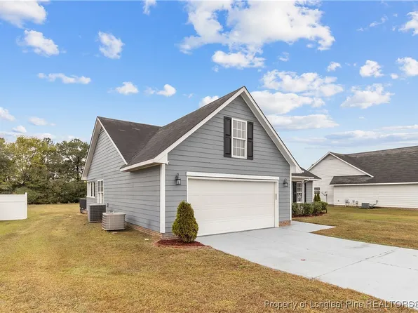 146 Canter Dr, Raeford, NC 28376