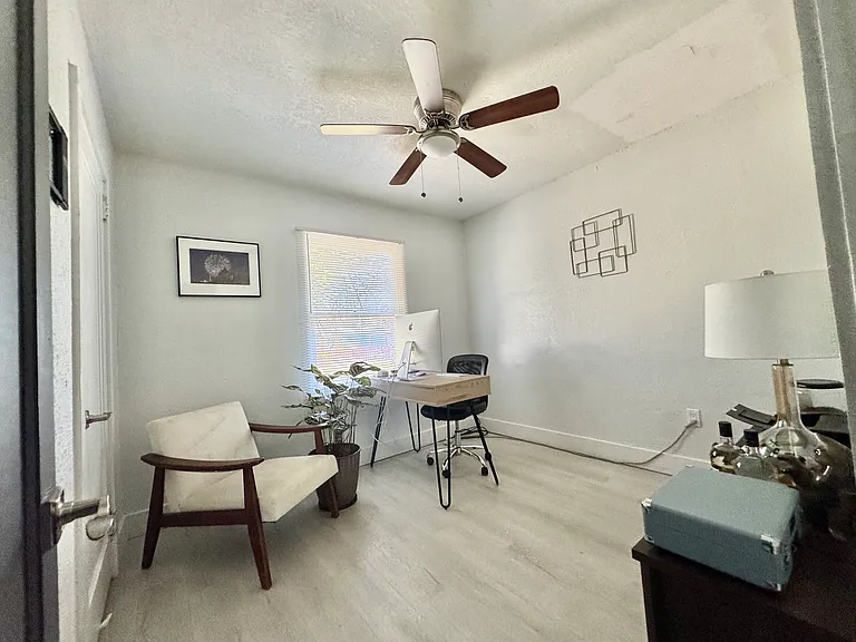 326 Ribault Ave — Photo 10