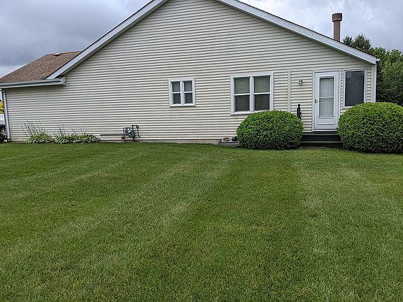 3rd image of 908 Brittania Way
