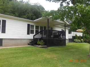 141 Alley Addition St, Pine Grove, WV 26419