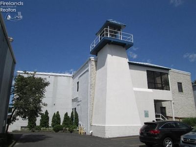 1546 NW Catawba Rd, Port Clinton, OH, 43452