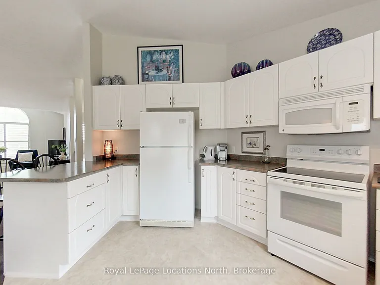 46 Barker Blvd #13 — Photo 14