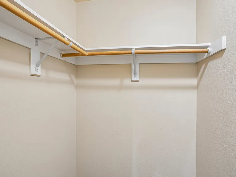 Legacy Oaks Apartments — Photo 15