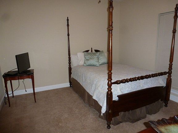 Mastser Bedroom 