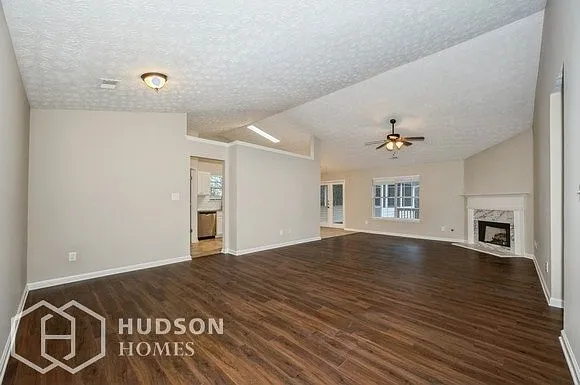 2369 Heatherton Ct — Photo 3