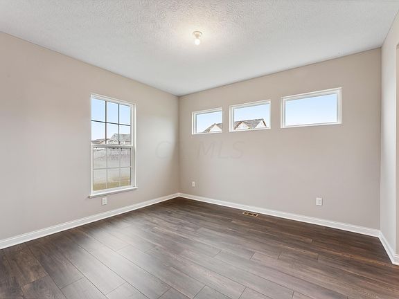 3rd image of 8940 Edmunds Dr