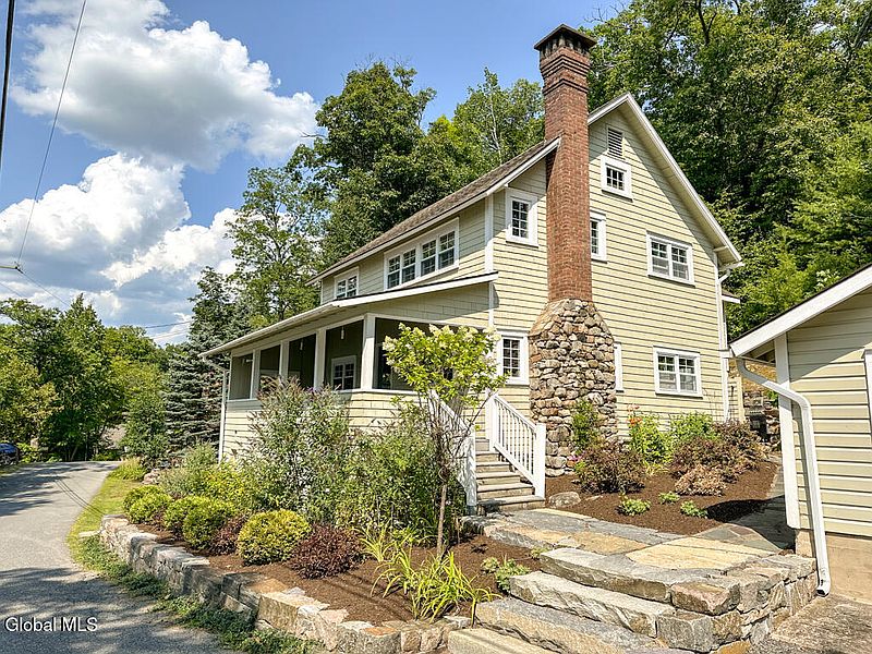 5th image of 699 Gull Bay Road
