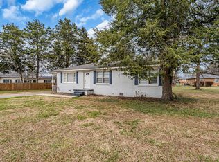 1102 N High St, Winchester, TN 37398