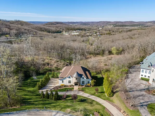 514 Legends Ridge Ct, Franklin, TN 37069