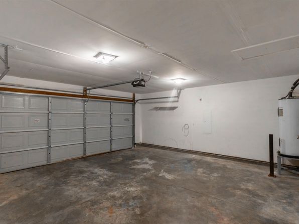 151 Stockbridge Dr, Spartanburg, SC 29301