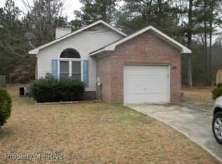 430 Wapiti Dr, Spring Lake, NC 28390