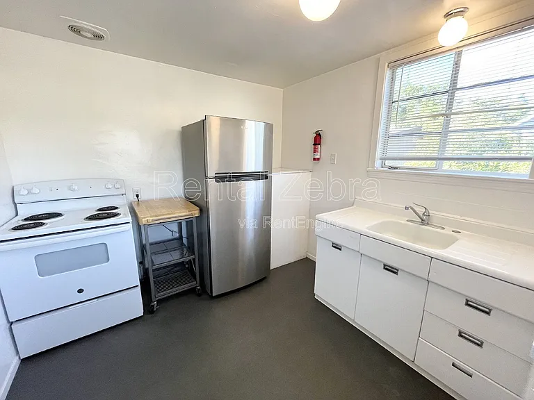 2128 K St — Photo 8