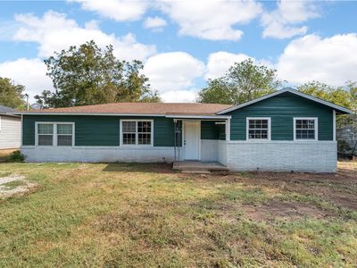 12932 Old Dallas Rd, West, TX, 76691
