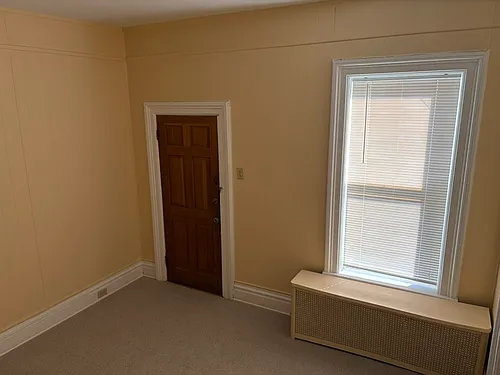 141 Congress St #1R Photo 1