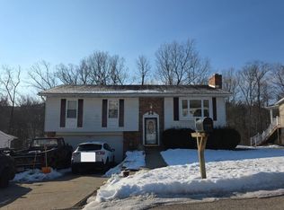 50476 Cindy Dr, Saint Clairsville, OH 43950