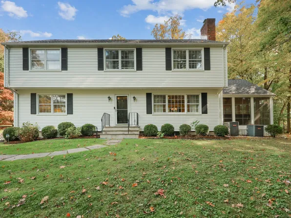 25 Woodbrook Drive, Stamford, CT 06907