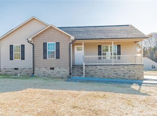 125 Farmingdale Ct, Lexington, NC 27295