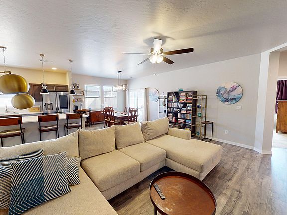 4th image of 2947 Ronda Lee Rd #B