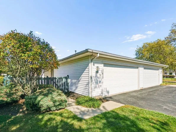 2445 Warm Springs Dr, Hilliard, OH 43026
