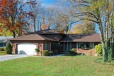 2160 Berkeley Dr photo 1