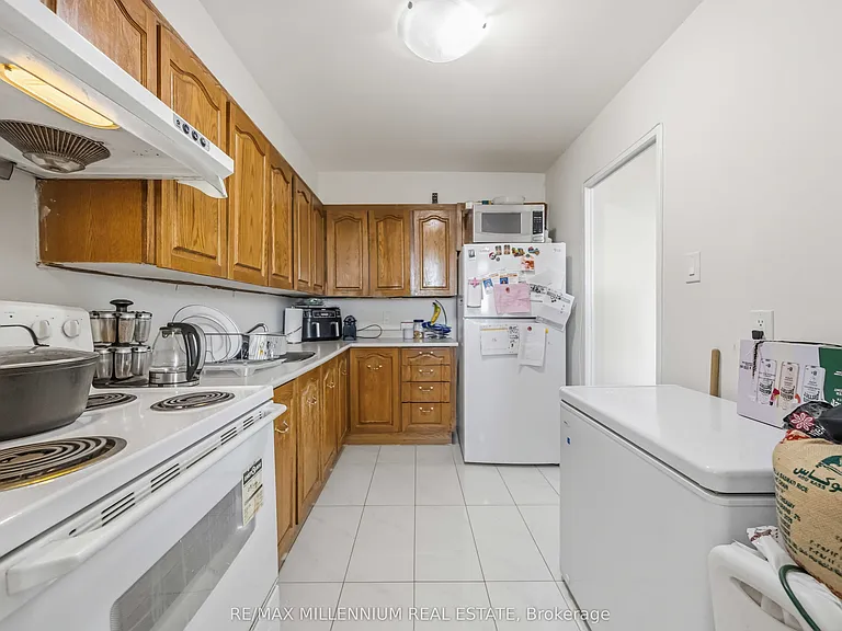2550 Pharmacy Ave #1107 — Photo 21