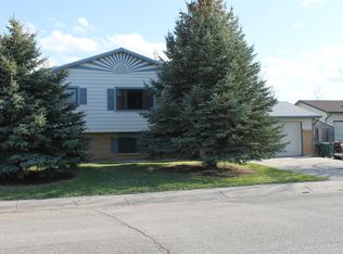 1005 Leal St, Douglas, WY 82633