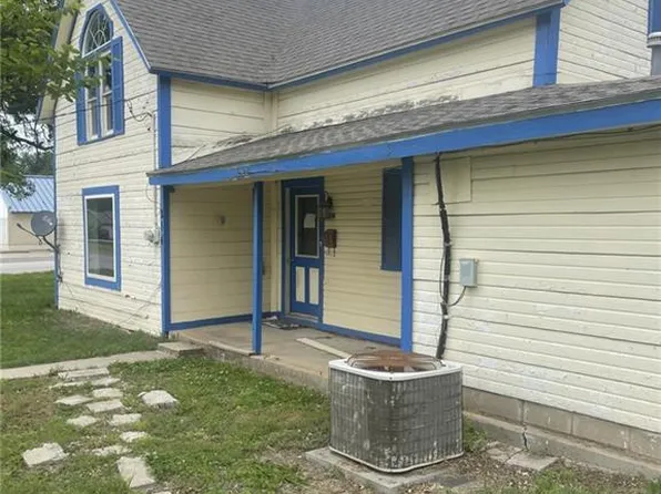 214 Ricky Bennett Way, Girard, KS 66743