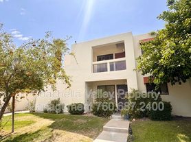 255 Avenida Granada