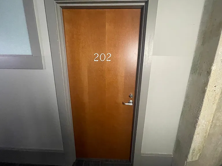 1104 Prospect Ave E #202 — Photo 9