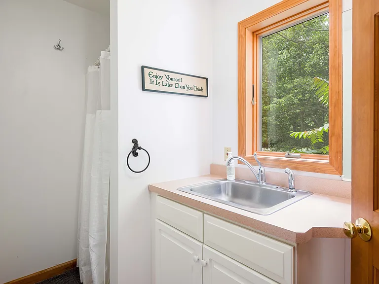 1653 Millstone Rd — Photo 23