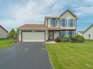 1461 Bluestem Ln, Minooka, IL 60447