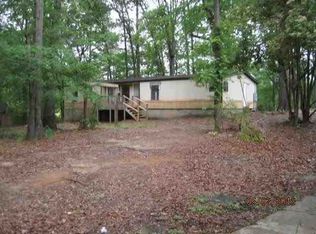 121 Country Rd, Bonaire, GA 31005