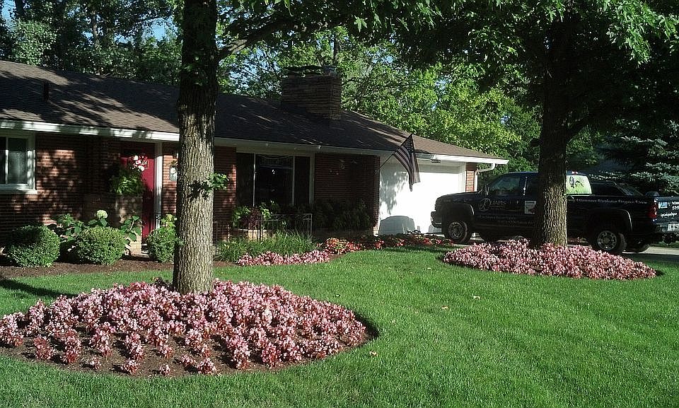 1st image of 7368 Yorkshire Dr