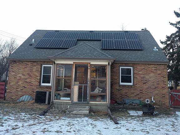 2nd image of 780 Sherwood Ave