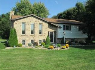 7258 Country Club Rd, Butler, PA 16001