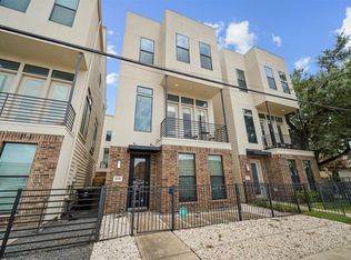 2106 Sabine St, Houston, TX 77007