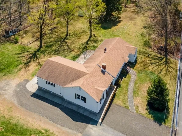 1084 Macopin Rd, West Milford Twp., NJ 07480