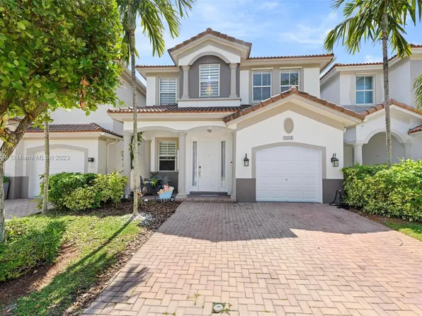 8504 NW 108th Ct, Doral, FL 33178