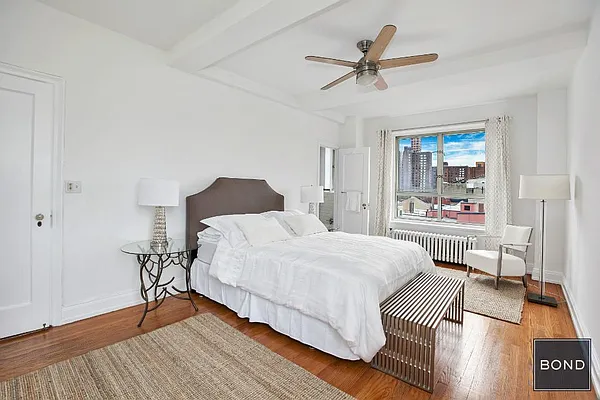 Sold by Bond New York | media 18