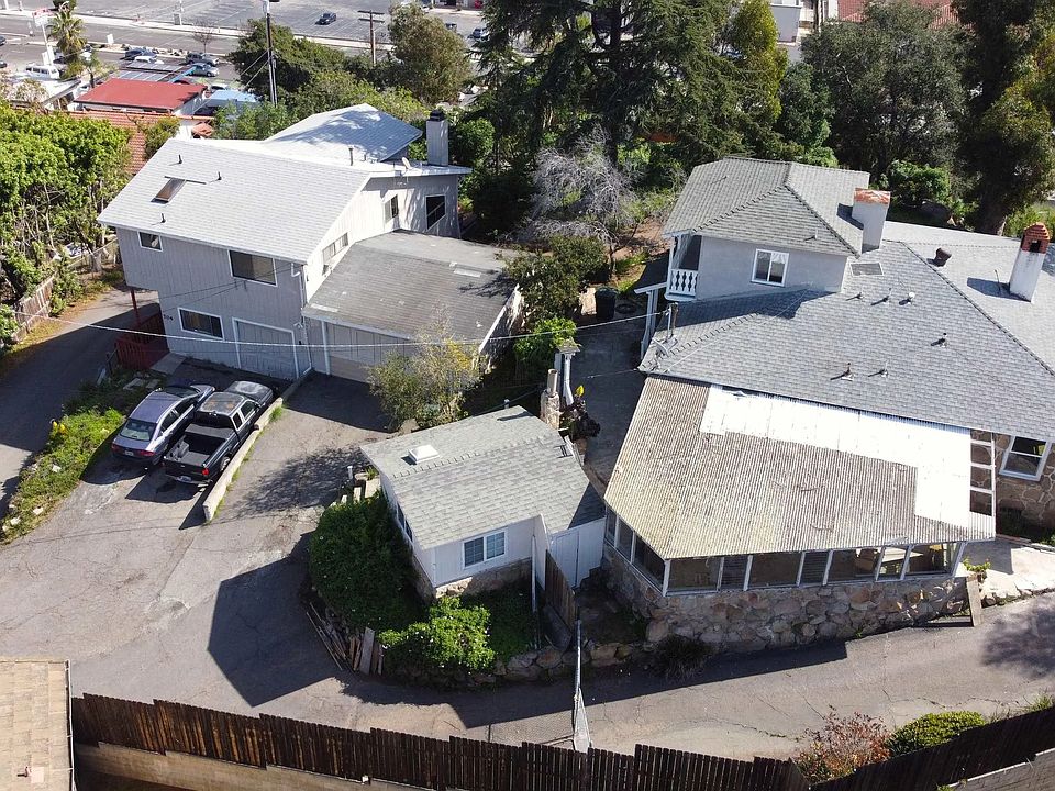 1st image of 702-704 E Vista Way