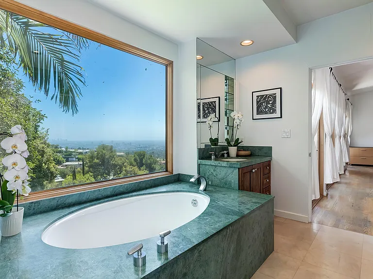 1414 Summitridge Dr — Photo 35