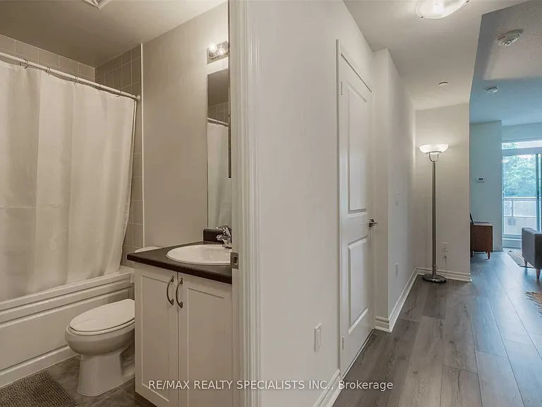 349 Rathburn Rd W #202 — Photo 3