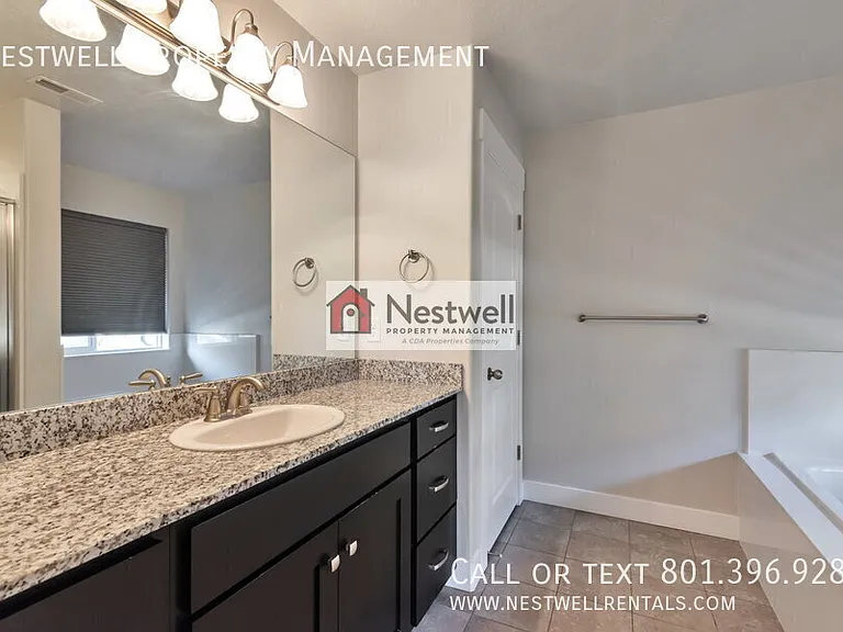 4894 N Nile Dr — Photo 14