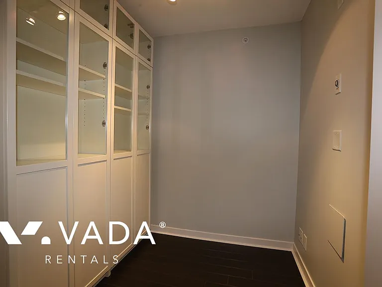 1001 Richards St #302 — Photo 9