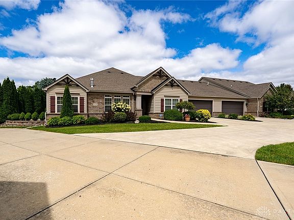 3rd image of 1430 Bourdeaux Way