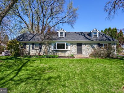 2033 Robindale Ave, Lancaster, PA, 17601