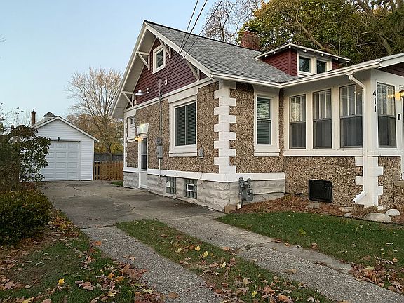 2nd image of 411 E River St