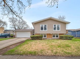 15143 Las Flores Ln, Oak Forest, IL