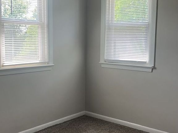 3rd image of 1310 20th St NE #1316