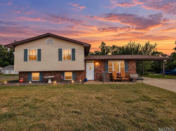 500 S Vandervoot St, Desloge, MO 63601